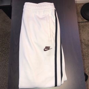 Nike fitted medium sweatpants